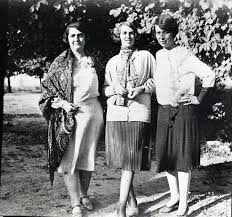 Islam is the official state religion of afghanistan , with approximately 99.7% of the afghan population being muslim. Afghanistan Style In The 20s Through 70s Photographs Show A Lost Fashionable Time Huffpost Canada Style