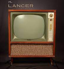 Vintage Electronics Television Car Radio Color Fm Amp Bluetooth Conversions Vintage Electronics Vintage Television Retro Tv