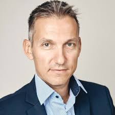 Passer quelques jours en famille dans le sud pour se reposer.