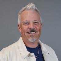 Eddie Shiojima's Instagram, Twitter & Facebook