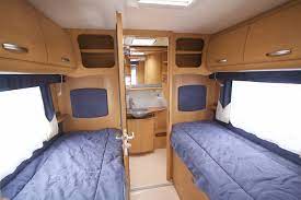 camping car integral occasion mercedes lits jumeaux pilote explorateur g 733 fj a roques pres toulouse acheter un camping car neuf ou occasion a toulouse vacances loisirs