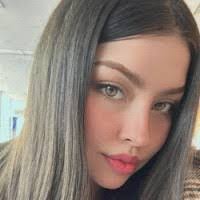 Edith Bailon's Instagram, Twitter & Facebook