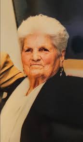 Με βαθιά θλίψη αναγγέλλουμε τον θάνατο της αγαπημένης μας μητέρας, γιαγιας  και προγιαγιας, Σοφίας Κοντιζα. Η κηδεία της θα τελεστεί αύριο, Τετάρτη  20/08 και ώρα 11: 00 στον ιερό ναό του Αγίου