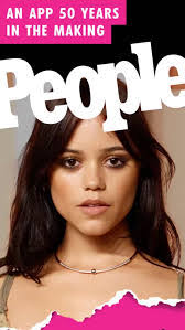 Mariah Davenport's Instagram, Twitter & Facebook