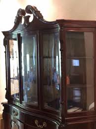 Las mejores ofertas en muebles de cocina de segunda mano y de ocasión solo en vibbo.com Aparador Senorial Antiguo Estilo Luis Xv De Segunda Mano Por 275 En Madrid En Wallapop Estilo Luis Xv Luis Xv Estilo