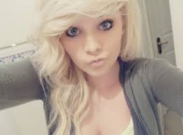 Search for blue eyes blonde hair model in these categories. Gorges Girl Blond Hair Blue Eyes Inspiring Picture On Favim Com