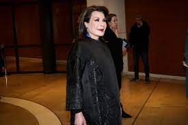 Λιγότερο από έναν χρόνο μετά το. Gianna Aggelopoyloy Ypodexthke Thn Politikh Kai Politeiakh Hgesia Sto Megaro Moysikhs Znews