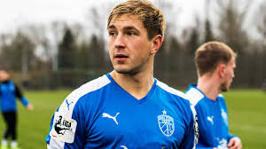 Kevin pannewitz (born 16 october 1991) is a german footballer who plays as a midfielder for fc amed. Kevin Pannewitz Der Problemspieler Ist Wieder Ein Profi Goal Com