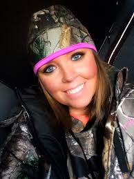 Lindsey Silvey's Instagram, Twitter & Facebook