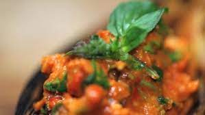 Resep sambal mangga muda menjadi pilihan pas sangat ingin memakan masakan yang asem dan pedas. Sambal Belimbing Wuluh Pedas Asam Yang Bikin Melek Ramadan Liputan6 Com