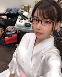 深田えいみ おしゃれまとめの人気アイデア pinterest 柴丸 深田 変身 着物