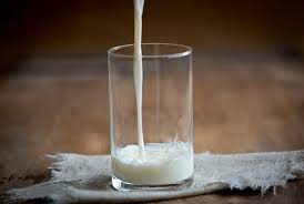 Perludipahami susu cair steril sedangkan susu formula tidak steril. Takaran Ideal Minum Susu Untuk Anak Republika Online