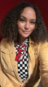 Hi Im Zoey I live in Colorado 💜💜