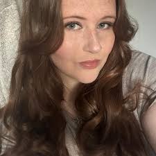 Just been announced Janette Manrara is taking over the role of Roxie, in  Chicago, from March 3rd.