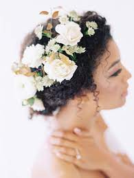 This Luxe Detail Will Take Your Winter Wedding To The Next Level Wedding Hairstyles Bridal Hair Wedding Hair Down