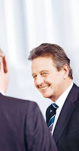 Checks and Balances im Einklang.