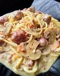 500 g spaghetti 3 ulas bawang putih 5 biji telur 1/2 cawan parmesan cheese 1/2 cawan double cream 1 sudu kecil lada hitam 1 sudu kecil garam 1 sudu besar parsley flakes 2 biji cendawan butang. Resepi Spagheti Cabonara Berkrim Limpahan Cheese Resepi My