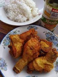 Selanjutnya sajikan ayam goreng mentega ini dengan nasi putih ataupun nasi gurih. Videomalaysia Makan Nasi Putih Dgn Ayam Goreng Kunyit Facebook