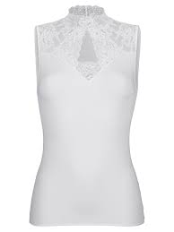 Der blazershirt mit stehkragen test hat zum vorschein gebracht, dass die qualität des getesteten produktes die redaktion übermäßig herausgestochen hat. Mona Blazershirt Mit Stehkragen Und Tropfenausschnitt Aus Spitze Mona