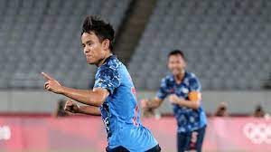Giải bóng đá chuyên nghiệp việt nam (v.league), trước đây là giải vô địch bóng đá toàn việt nam được ra mắt vào năm 1980 để tái phát triển bóng đá việt nam sau một thời gian dài xảy ra các cuộc chiến tranh. Kiosqymyz9rzim