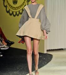 Правительство ◆ vlada crne gore najavila je otvaranje programa ekonomskog državljanstva, kojim će biti omogućeno da poznati poslovni ljudi kredibilne svetske reputacije steknu crnogorski pasoš direktnom investicijom od minimun 500.000 evra. Vlada Roslyakova Images On Favim Com