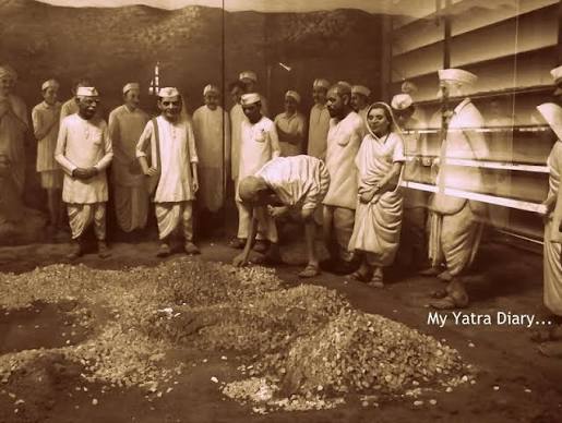 The Voice of the Mahatma: A Tribute to Bapu