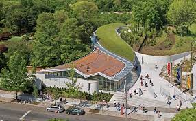 Brooklyn Botanic Garden Visitor Center By Weiss Manfredi Love The Green Roof And The Connection To The Architecture Paysage Et Urbanisme Architecture Design
