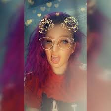 Kimberly Martinelli's Instagram, Twitter & Facebook