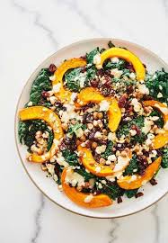 Kale And Roasted Red Kuri Squash Salad Via A House In The Hills Rezepte Kurbissalat Essen