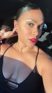 Kelli Parks's Instagram, Twitter & Facebook