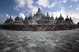 Lokasinya nggak jauh kok dari candi cetho yaitu candi sukuh. 24 Candi Hindu Buddha Di Indonesia Wajib Dikunjungi Tokopedia Blog