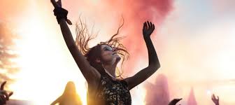 Unfortunately, coachella 2019 will not feature beyoncé's sister solange, who pulled out of if you're attending coachella or watching the livestream on youtube, you're going to have to decide who you. Coachella 2019 And What You Can Expect From Coachella Fashion 2019