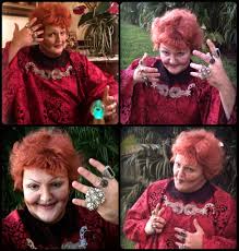 Dazu gehören eine hornbrille mit schwarzen rahmen sowie eine. Walter Mercado Costume 6 Steps With Pictures Instructables