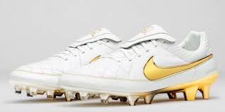 Nike Tiempo Legend Ronaldinho Boots Released Gold Football Boots Football Boots Nike