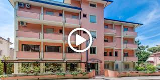 Hotel Pinarella di Cervia | Hotel Valentino