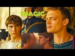 Domiziano ed Ermes. La loro storia d'amore tossica dalla serie "Those About  To Die" di Peacock. : r/MenLovingMenMedia