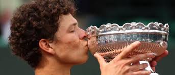 Ben Shelton batte il connazionale Tiafoe che lo manda a quel paese