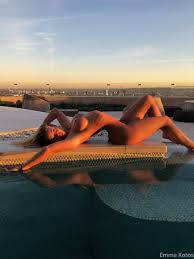 emma layne - pictures, memes and posts on JoyReactor