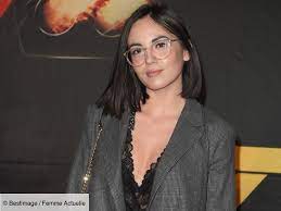 L'ex chroniqueuse de touche pas à mon poste animera sa propre émission à la rentrée. Agathe Auproux Qu Est Ce Qu Un Lymphome Le Cancer Dont Elle Est Atteinte A 27 Ans Femme Actuelle Le Mag