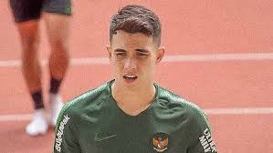 Hot boy nadeo khi chụp ảnh thời trang. U22 Indonesia Gay Sá»'t Vá»›i Thá»§ Mon Ä'iá»ƒn Trai Giá»'ng Há»‡t Kepa Ä'ai Phat Thanh Va Truyá»n Hinh Thanh Hoa