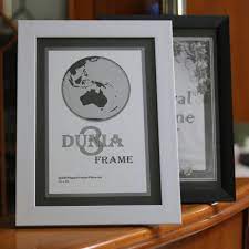 Jual bingkai foto jakarta taggerang, pigura foto minimalis untuk souvenir pernikahan dan acara kantor. Frame Foto Figura Pigura Bingkai 8r A4 Ijasah 20x30 Minimalis Shopee Indonesia
