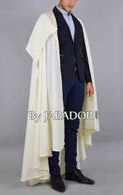 Découvrez tous modèles de jabador homme pour mariage à vendre pas cher sur notre boutique via la nouvelle collection de jabador marocain homme sur laquelle nos spécialistes courtiers vous. Selham Homme Burnous Pour Mariage Par Jabador Com