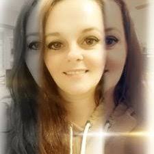 Amanda Maines's Instagram, Twitter & Facebook