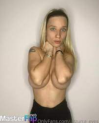 Azzurra Eyes Nude OnlyFans Leak Picture #VroCr0ImUp | MasterFap.net