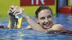 Helyen jutott be a 200 méteres vegyesúszás fináléjába a tokiói olimpián. Erdely Ma Uszas Ha 200 M Vegyes Akkor Hosszu Katinka Video