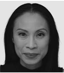 Carol Eakin's Instagram, Twitter & Facebook