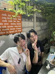 ป กพ นโดย ใน yinwar ค ร กโรแมนต ก ว ทยาศาสตร ม ปลาย แฟน