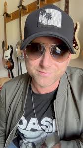 Colleen Conlin's Instagram, Twitter & Facebook