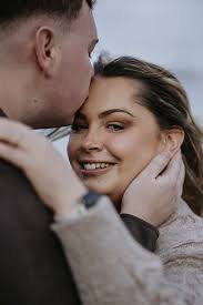 Jack & Ella pop to Mappleton beach for engagement shoot.