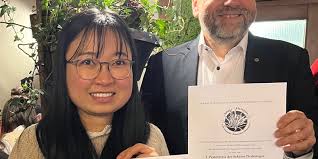 Trang Vuong and co-workers awarded best poster prize at phycology  conference